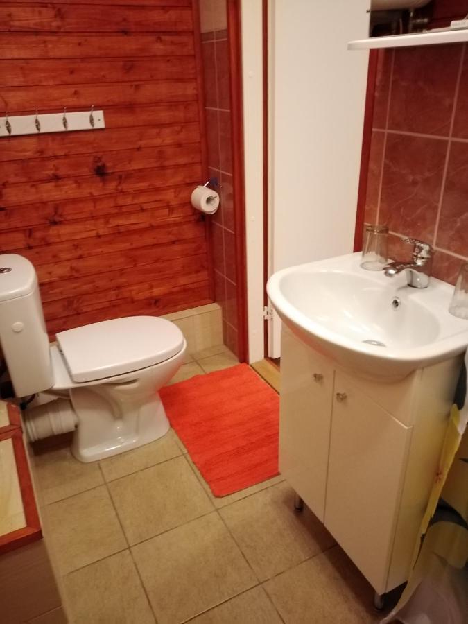 Kauba 6-6 Apartment Κουρεσάαρε Εξωτερικό φωτογραφία